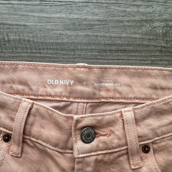Beautiful peach color baggy wide leg old navy jeans Sz 4 - Picture 3 of 4